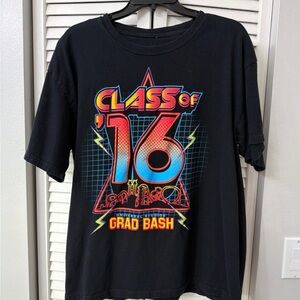 Class of '16 Graphic T-Shirt (Universal Studios)
